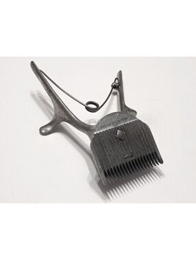 Antique Oster Mechanical Hand Clipper Vintage Farmhouse Barber Shop Decor